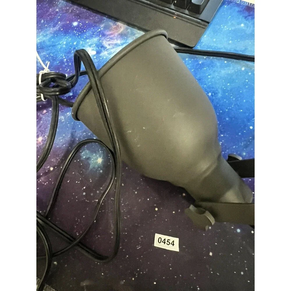 IKEA HEKTAR Small Dark Gray Wall Lamp Clamp clip with bulb